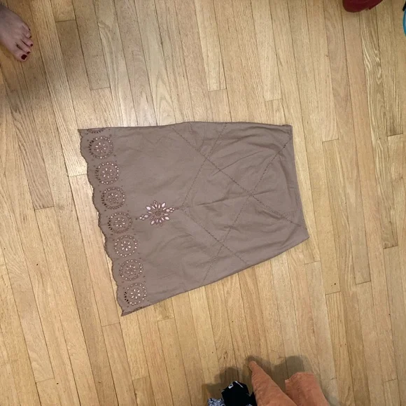 Vintage Odille Skirt: Tan and Pink Midi with Cutouts and Embroidery - Picture 4 of 9